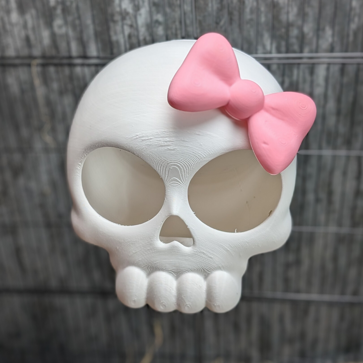 Kawaii Goth Skull Rat Hide side profile view