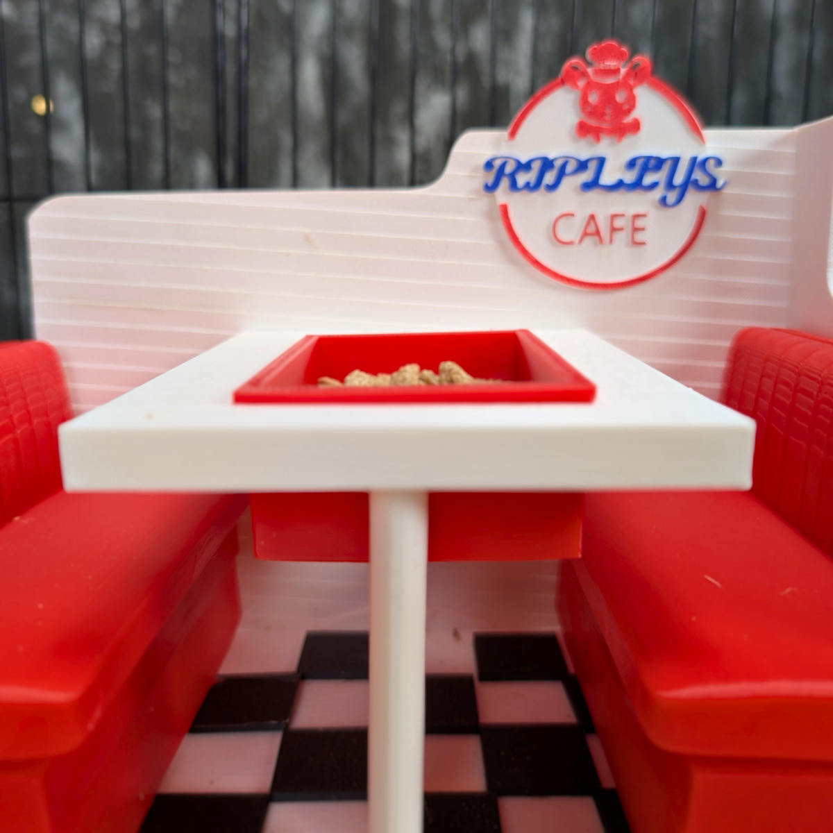 Personalised Rat Diner Feeder: Close view of the diner table and food tray
