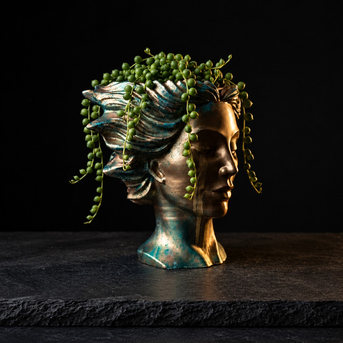 Gold face planter three quarter view